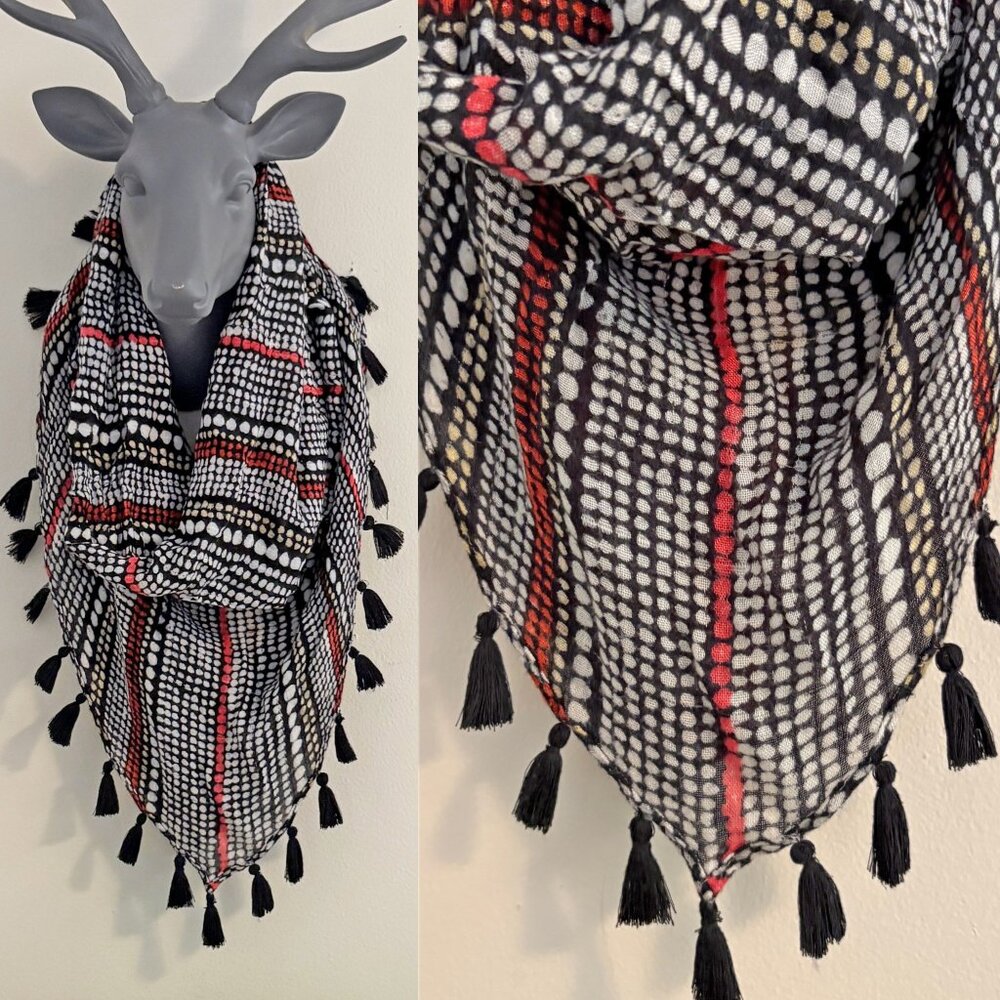 Vintage (2015) Tasseled Tube Scarf Black and White Dots
